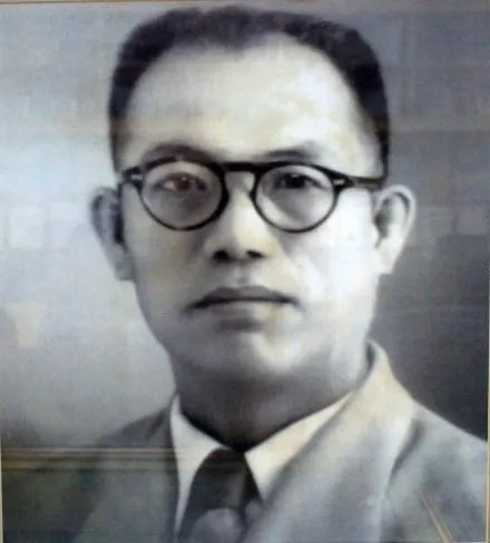 JUAN UY